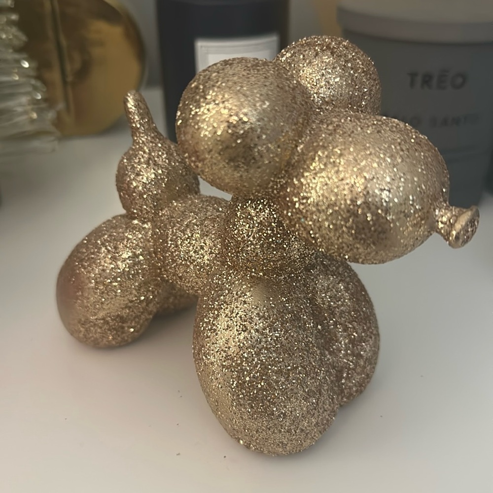 Gold Balloon dog statue figure
